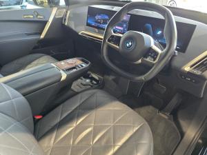 BMW iX xDrive50 - Image 12