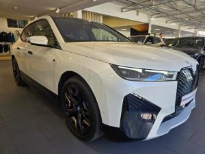 BMW iX M60 - Image 11