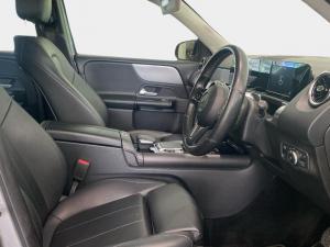 Mercedes-Benz GLB GLB220d 4Matic AMG Line - Image 13