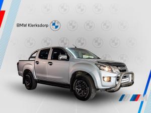 Isuzu KB 300D-Teq double cab LX Midnite Edition auto - Image 4