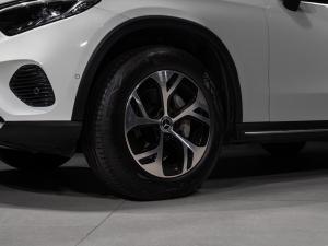 Mercedes-Benz GLC GLC300 4Matic Avantgarde - Image 8