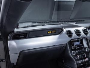 Ford Mustang 5.0 GT fastback auto - Image 15