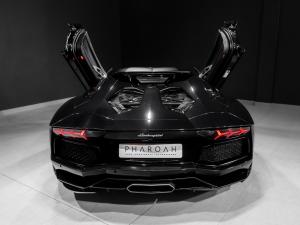 Lamborghini Aventador LP700-4 - Image 15
