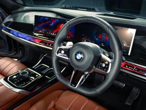 BMW 7 Series 740d xDrive M Sport - Image 7