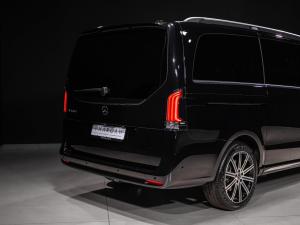 Mercedes-Benz V-Class V300d Exclusive - Image 27