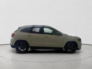 Mercedes-Benz GLA GLA200 Progressive - Image 8