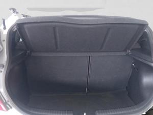 Hyundai Accent hatch 1.6 Fluid auto - Image 9