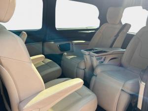 Mercedes-Benz V-Class V300d Exclusive - Image 18