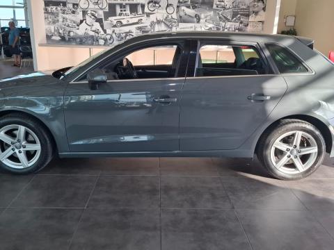 Image Audi A3 Sportback 30TFSI S line