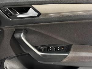 Volkswagen T-Roc 1.4TSI Design - Image 15