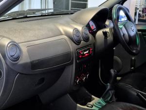 Nissan NP200 1.6i safety pack (aircon) - Image 9