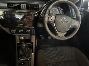 Toyota Corolla Quest 1.8 Plus manual - Image 9