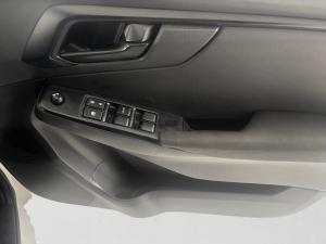 Isuzu D-Max 1.9TD double cab L 4x4 manual - Image 17