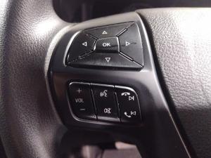 Ford Everest 2.2TDCi XLS - Image 22
