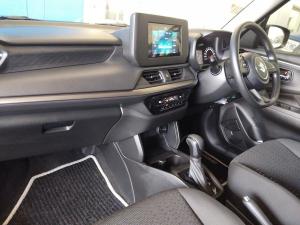 Suzuki Swift 1.2 GL+ auto - Image 6