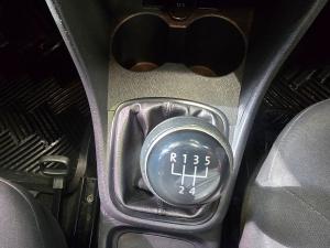 Volkswagen Polo Vivo hatch 1.4 Trendline - Image 14