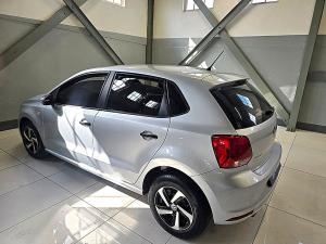 Volkswagen Polo Vivo hatch 1.4 Trendline - Image 3