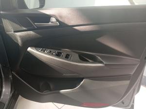Hyundai Tucson 2.0 Premium auto - Image 20