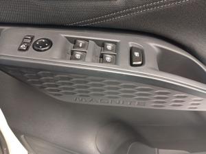 Nissan Magnite 1.0 Visia auto - Image 22