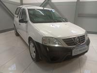 Thumbnail Nissan NP200 1.6i safety pack (aircon)