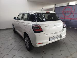Suzuki Swift 1.2 GL - Image 12