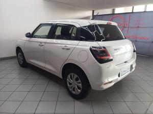 Suzuki Swift 1.2 GL - Image 13