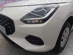 Suzuki Swift 1.2 GL - Image 12