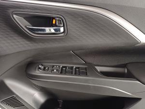 Suzuki Swift 1.2 GL - Image 18