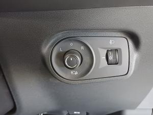 MG ZS Pro 1.5T Luxury - Image 15