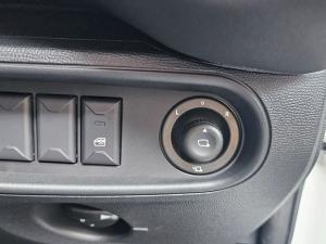 Citroen C3 1.2T Max - Image 20