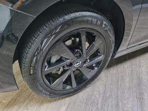 Opel Corsa 1.2T Edition - Image 4