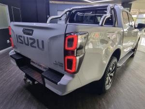 Isuzu D-Max 3.0TD double cab LSE 4x4 - Image 22