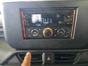 Suzuki Swift 1.2 GL - Image 13