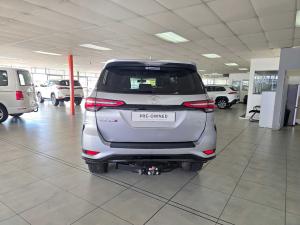 Toyota Fortuner 2.4GD-6 4x4 - Image 4