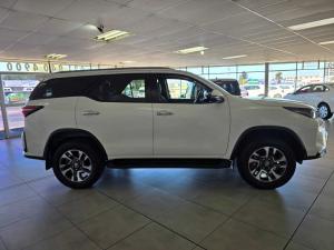 Toyota Fortuner 2.4GD-6 auto - Image 6