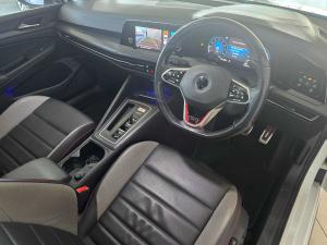 Volkswagen Golf GTI - Image 12