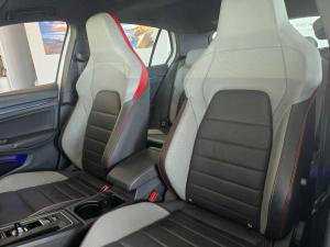 Volkswagen Golf GTI - Image 18