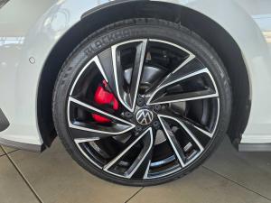 Volkswagen Golf GTI - Image 20