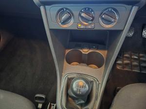 Volkswagen Polo Vivo hatch 1.4 - Image 10