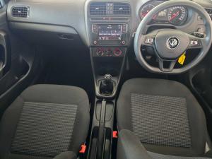 Volkswagen Polo Vivo hatch 1.4 Comfortline - Image 10