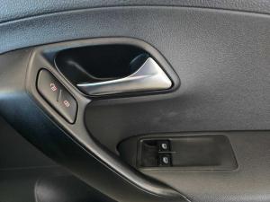 Volkswagen Polo Vivo hatch 1.4 Comfortline - Image 9