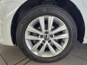 Volkswagen Polo Vivo hatch 1.6 Comfortline auto - Image 19