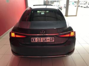 Lexus ES 250 EX - Image 5