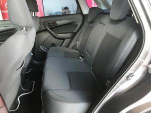 Suzuki Vitara Brezza 1.5 GL - Image 7