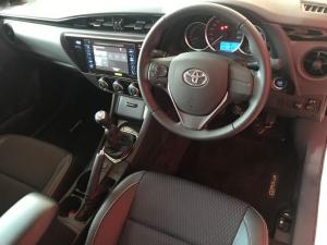 Toyota Corolla Quest 1.8 Prestige - Image 12