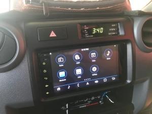 Toyota Land Cruiser 79 4.5D-4D LX V8 single cab - Image 15