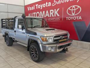 Toyota Land Cruiser 79 4.5D-4D LX V8 single cab - Image 1