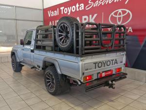 Toyota Land Cruiser 79 4.5D-4D LX V8 single cab - Image 7