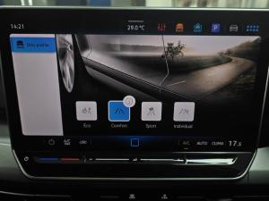 Volkswagen Golf 1.4TSI Life Plus - Image 8