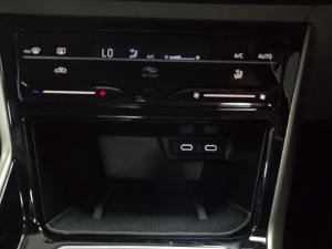 Volkswagen Polo sedan 1.0TSI Style - Image 10